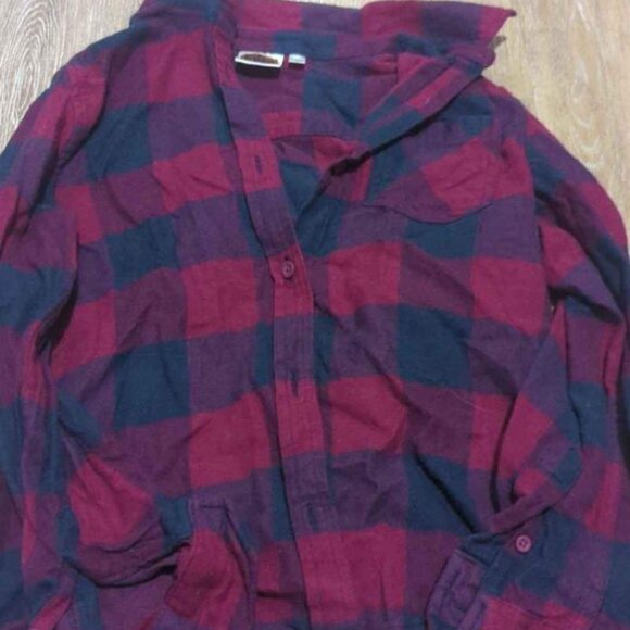 Bass Pro Shops plaid flannel shirt 3/4 length sleeve Girls size large - Picture 1 of 2